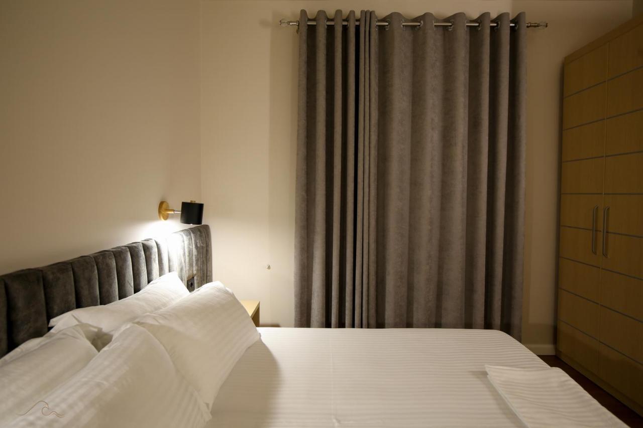 Hotel Libertas Vlorë Buitenkant foto